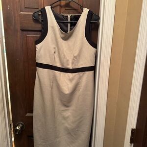 Women’s Size 12 Black Label Elegant Black and Cream Sleeveless Dress